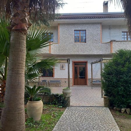 Agriturismo Il Rifugio Battipaglia Eksteriør billede